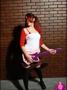 Cosplay Guitar Heroine Kandie