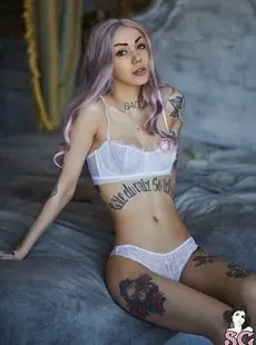 SuicideGirls Luuly Young and Pretty 30092018 x40 5760x3840px