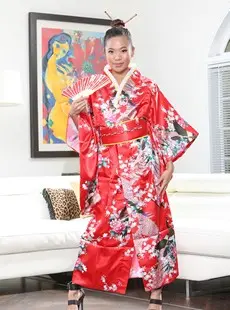 Family Vina Sky Asian Stepsister Knows Exactly What He Needs 04122019 308x 56242444