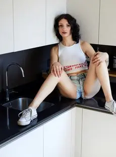 SuicideGirls 2019 08 18 jellyfish 98 oh oh theres a girl in my kitchen 4138159