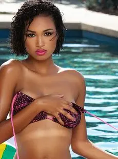 All Natural Ebony Beauty Noelle Monique Flaunts Perfect Medium Tits Poolside