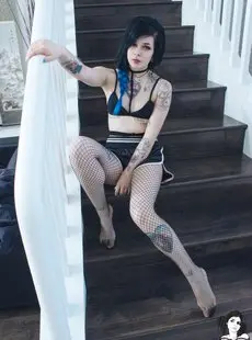 Suicide Girls Cheshi Wonderless