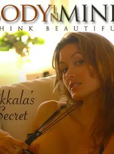 Girls With Big Tits Huge Breast Nikkala Stott 2007 11 21 Secret By Michael White 1556x1056 72