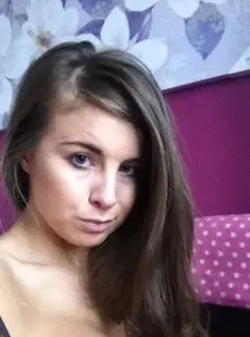 Sexy Girls Amateur Pictures Sarah Mcdonald Selfie 003 In My Grey Body Suit At Home