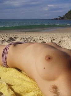 AMALAND tina naked at the beach