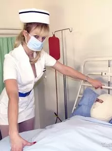 N Nurse Valkyrie