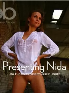 20211219 EroticBeauty Nida Presenting Nida x47 4368x2912