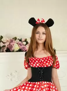 ExclusiveTeenPorn Bambi Mouse Button