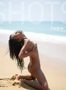 Hegre Hiromi Nude Beach
