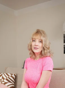 14 08 2022 Busty Limona In A Pink T Shirt Shows Her Open Innie Pussy