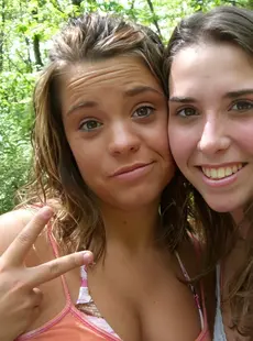 homepornbay Topless babes in the woods