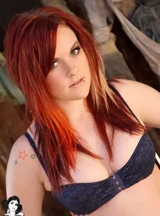 SuicideGirls   Vallen   Shack Tease   44x