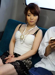 Adultprime Mari Motoyama She Gets Fucked In A Public Bus 156x 4000x2667 10 05 2022