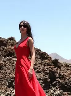 1007 29042021 Photos Large Dong From Mrhankey Anal Prolapse By Hotkinkyjo In Red Dress On The Rocks 0501p