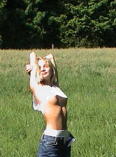 AMALAND jasmine naked and out in the field