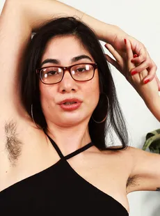 ATKHairy Lucy Sunflower Young And Hairy Set 400824 184 images 022123 126216583