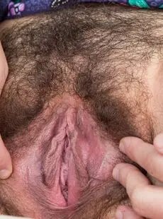 Hot Brunette Girl Khatherina Spreading Her Pussy Lips And Masturbating