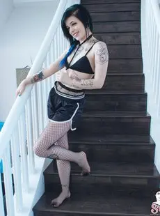 Suicide Girls Cheshi Wonderless