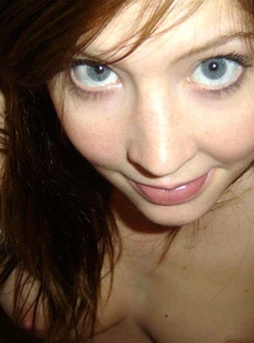 AMALANDexy teen with beautiful eyes and tits