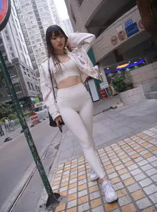 520mojing - 40673 - beauty in white yoga pants