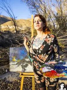 Suicide Girls Farefox A Glimpse Into The Messy Life Of An Artist 06062018 X41 5472x3648px