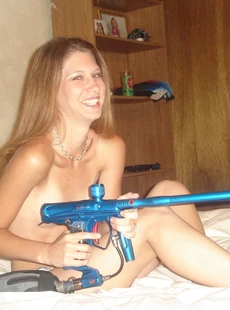 AMALAND hot blonde naked gun