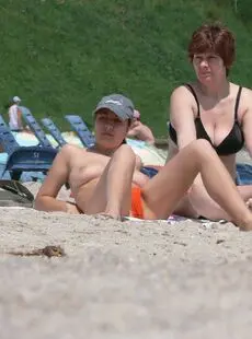 Girls Sunbathing On The Beach Beach Photo 21 05 2020 0123 Beach Photo 21 05 2020 0123