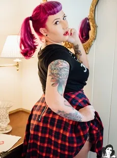 SuicideGirls Diamant - So Kiss Me