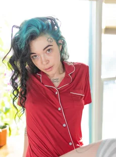 Suicidegirls Stoney Woke Up Like This 56 Photos Apr 01 2022