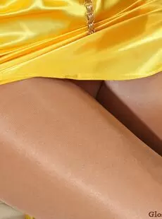 20211228 GlossTightsGlamour Natalia Forrest Natalia Forrest in yellow with tan glossy tights 376 mb 111 pics 131221