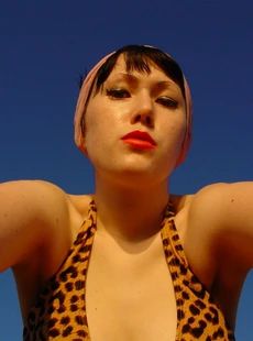 IShotMyself beach bettie