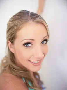 AmateurAllure Barbie Cummings POV Blonde BlueEyed Beauty Sucks and Fucks in Remastered Classic 2012September14 90 Pics 800x533