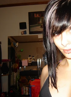 AMALAND Hot pics from this emo cutie