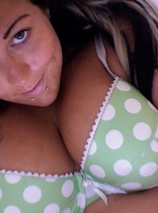 AMALAND Chubby punk girl and her large breasts