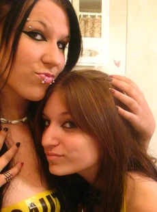 AMALAND two real kinky girls