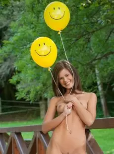 20100925 FemJoy Caprice Smiley x31 4000px