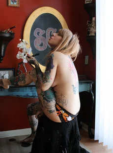 Suicidegirls Berdie Waiting For Spring X40