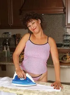 Sexy Mom Mature 247849 full fullwatermarked