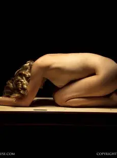 Nude Muse Aims Beauty Of Shadows x78