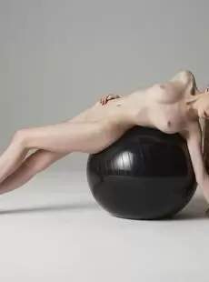 Hegre Emily Bloom, Black Ball Part 1, 2013-09-04 