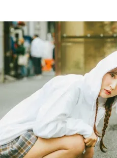 Photobook Yua Mikami NEWLOOK girl meets street 20200601