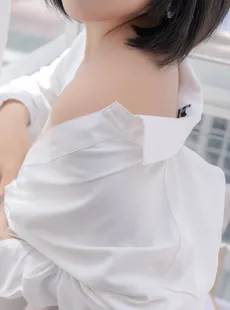 Messie Huang - NO.04 Boyfriends shirt [26P-60MB]