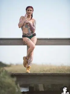 Suicide Girls Linziebelle Push The Clouds Aside 3309849 X57 4256x2833px