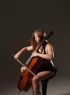 Areena Sweet Cello 1