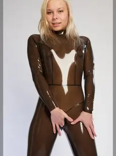 66Latex katja   02 x86