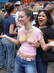 AMALAND Drunk Chicks Flashing Their Titties 2