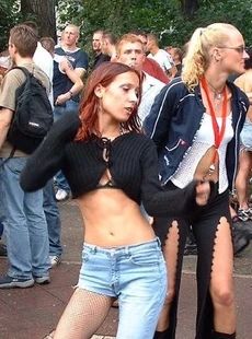AMALAND Drunklutstripping And Having Fun In A Parade 1