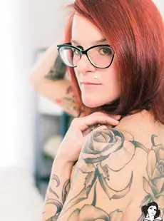 Suicide Girls Elcsuicide A Sexy Morning 03072018 X96 6016x4000px