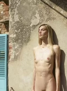 Hegre Francy Tuscan Nudes