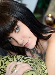 Suicide Girls Zaelii Little Sanctuary